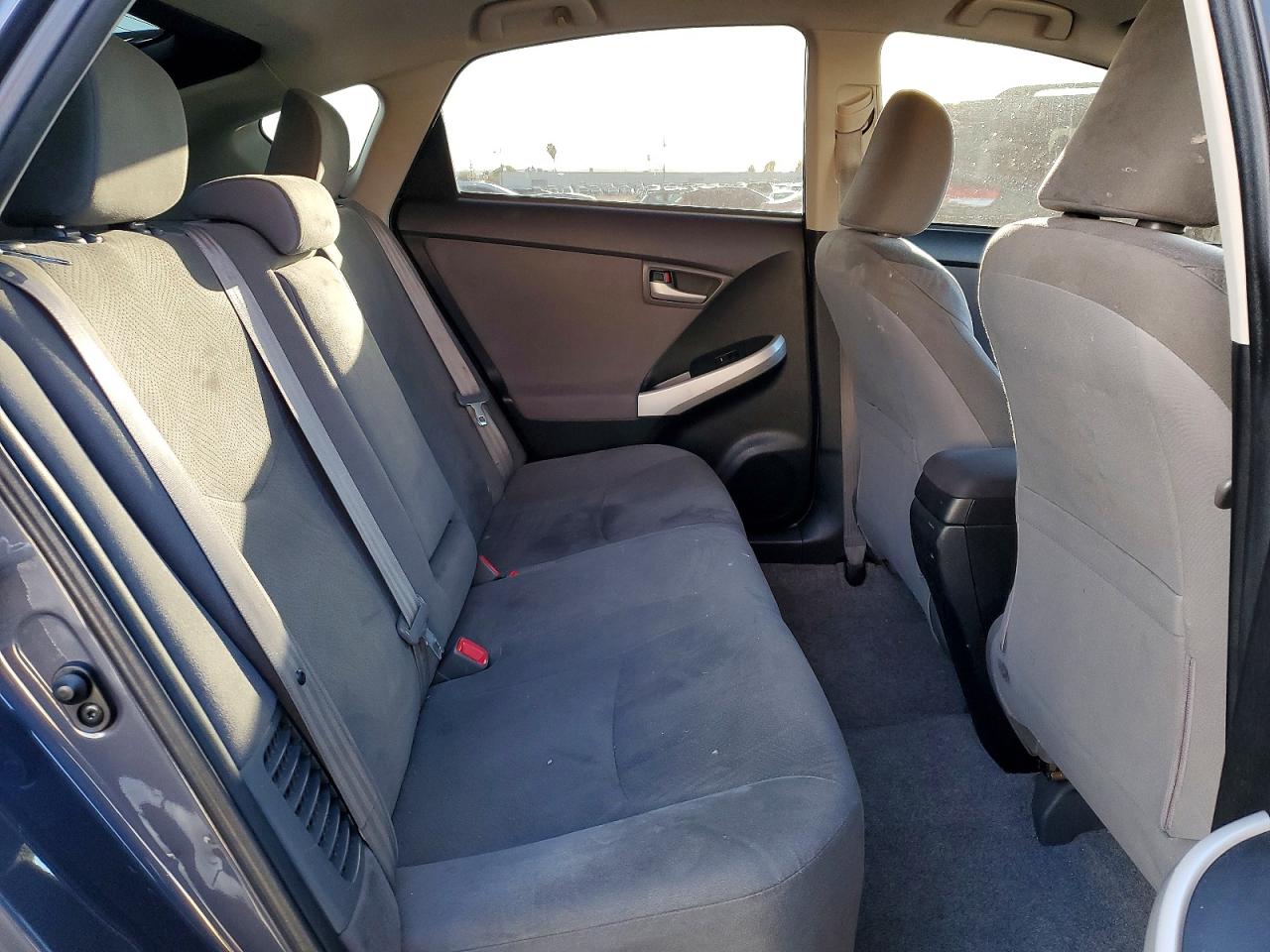 2012 TOYOTA PRIUS TWO photo 10