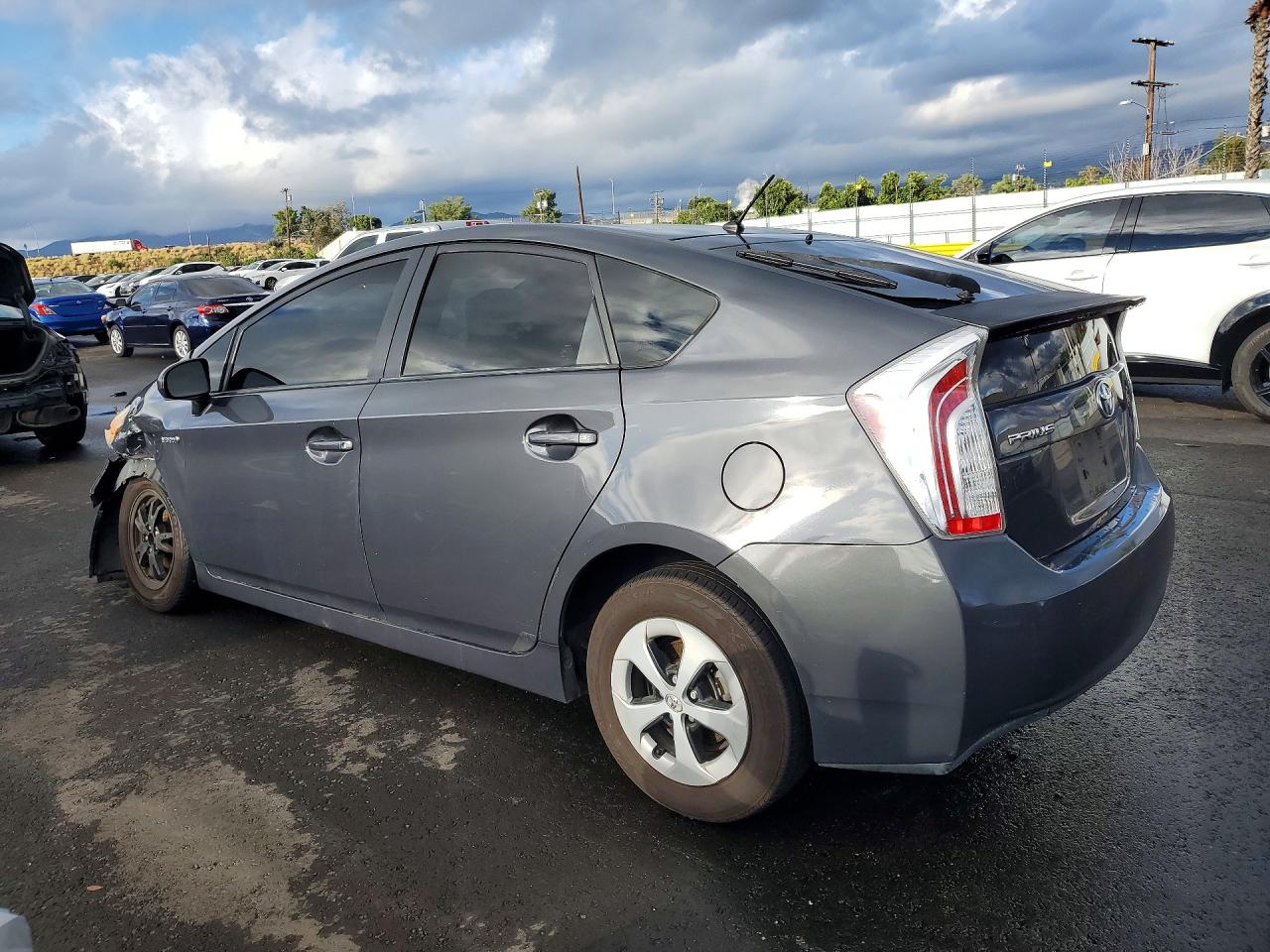 2012 TOYOTA PRIUS TWO photo 2