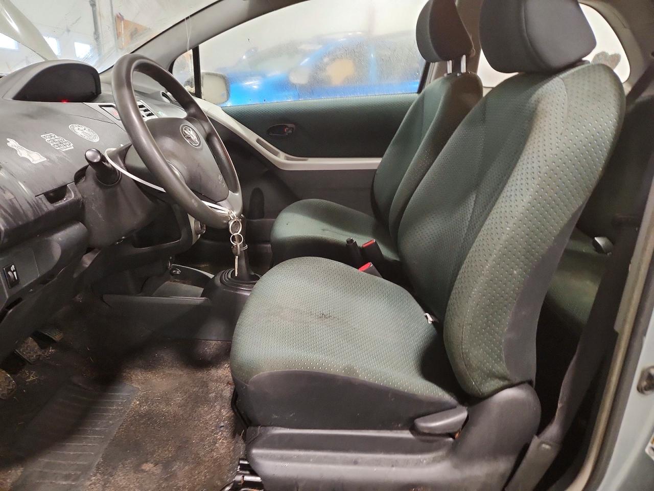 2007 TOYOTA YARIS photo 13