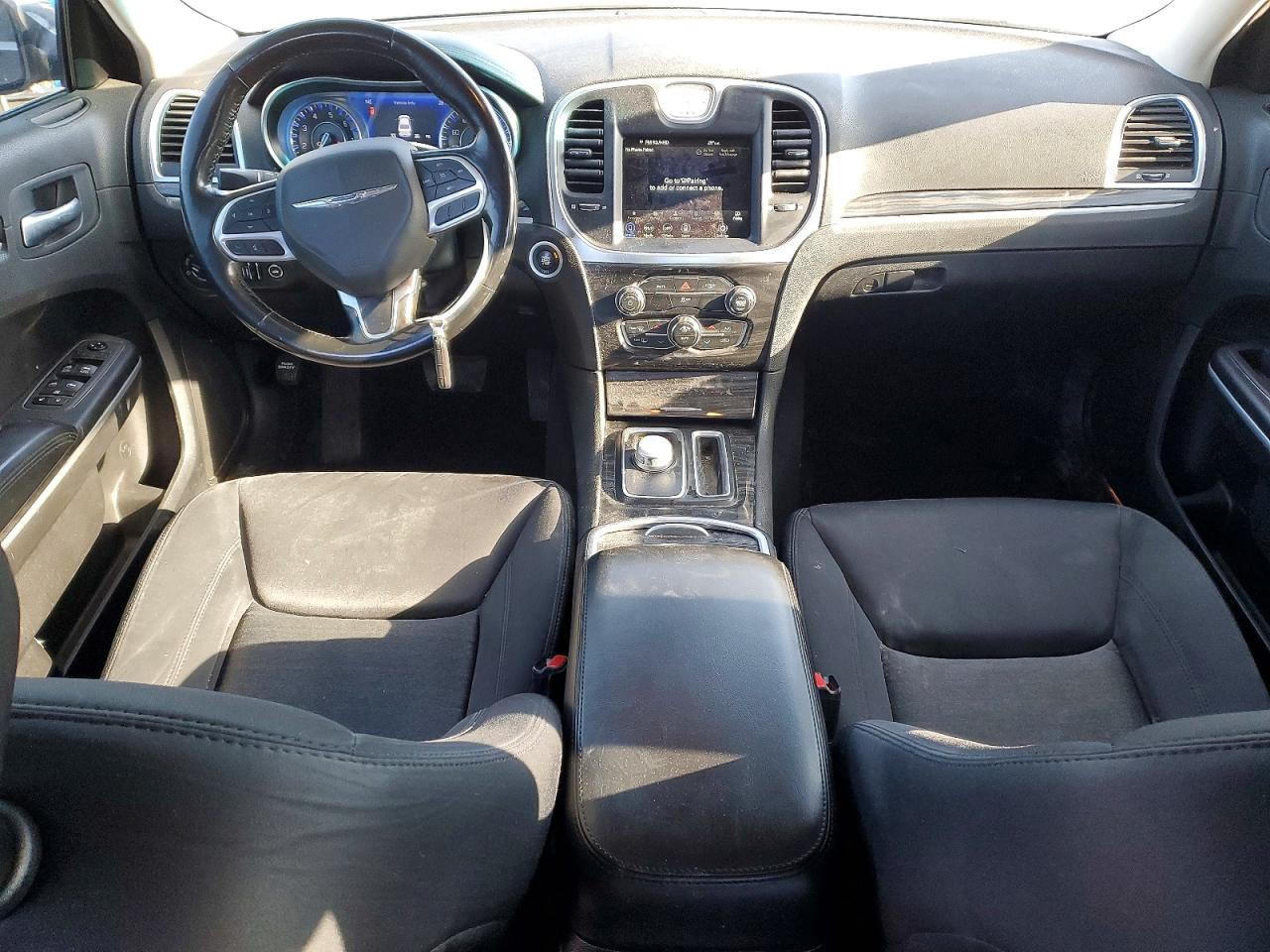 2021 CHRYSLER 300 TOURING photo 15