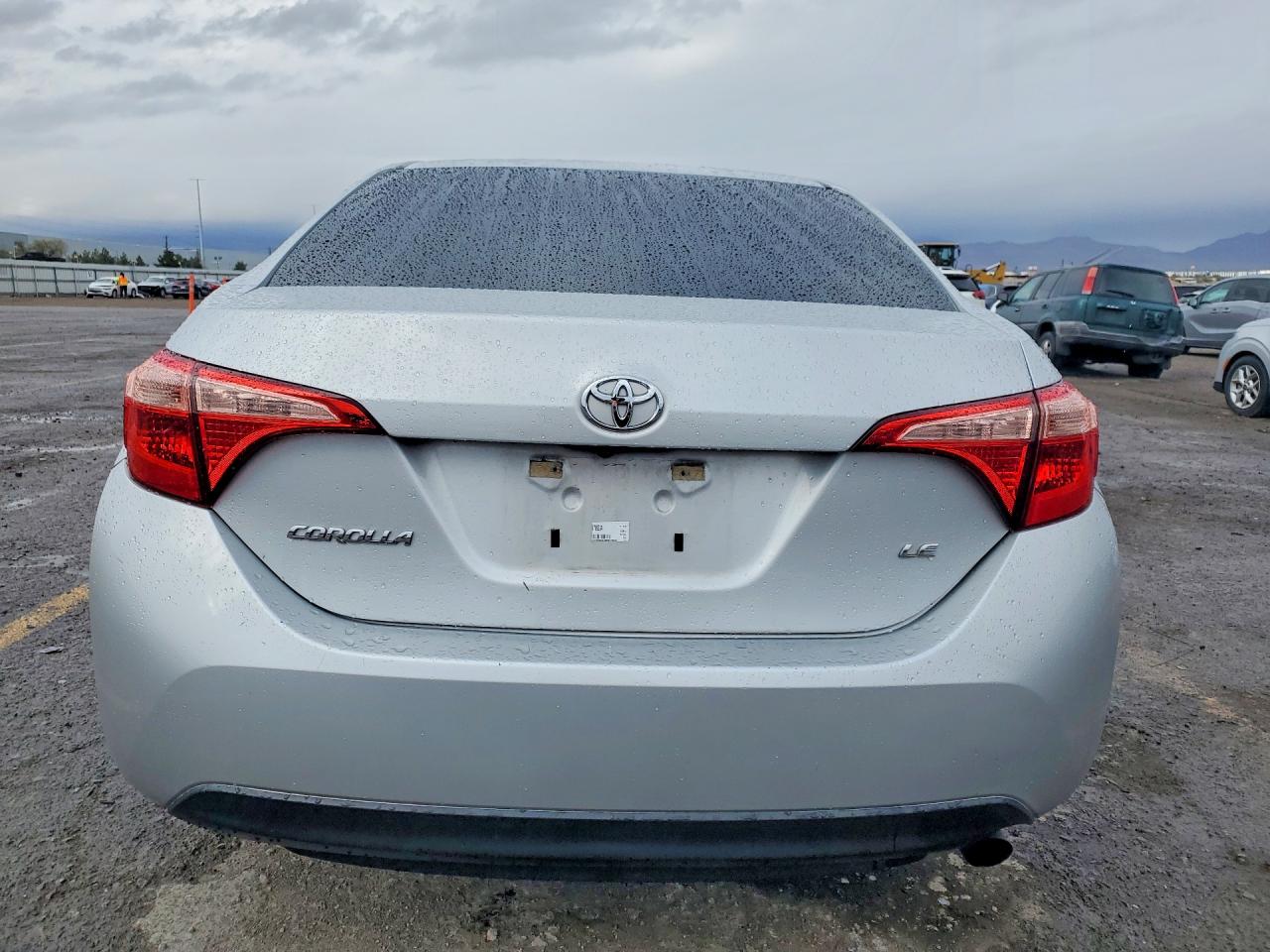 2019 TOYOTA COROLLA LE photo 16