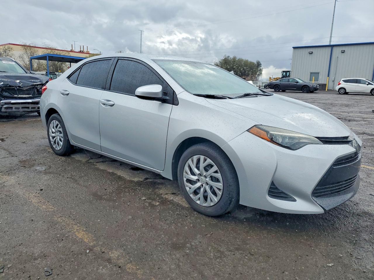 2019 TOYOTA COROLLA LE photo 10