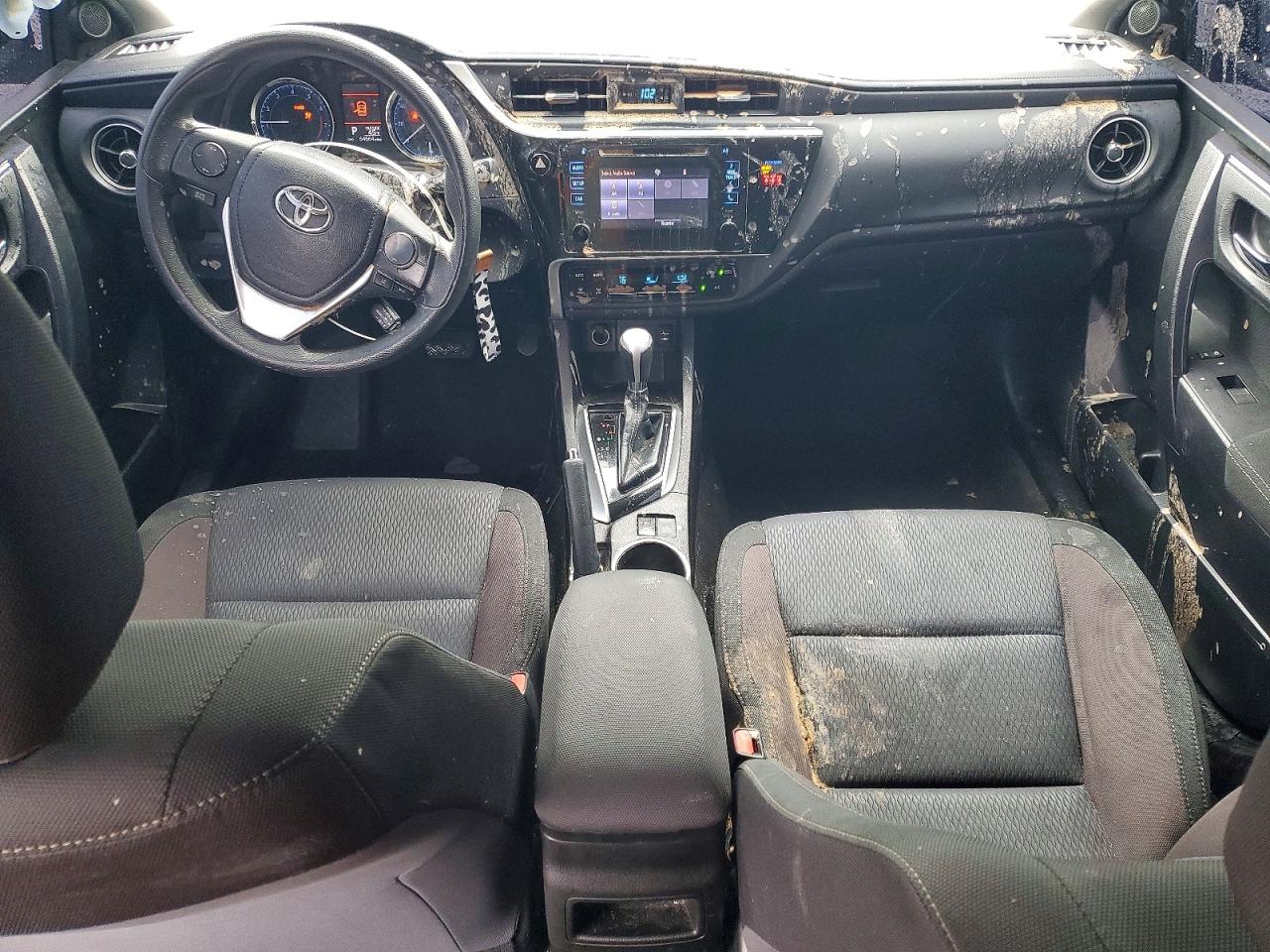 2019 TOYOTA COROLLA LE photo 22