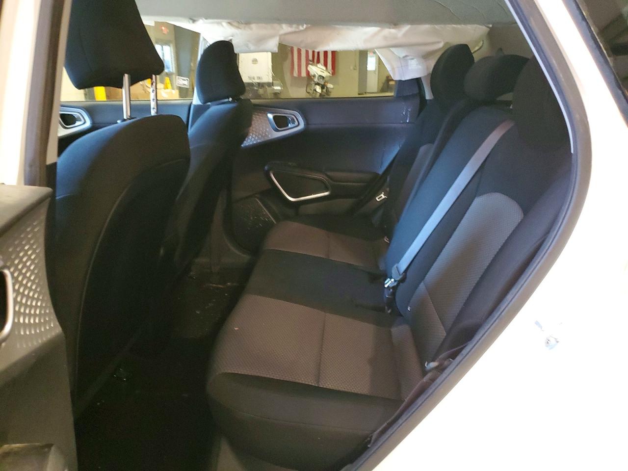 2022 KIA SOUL LX photo 19