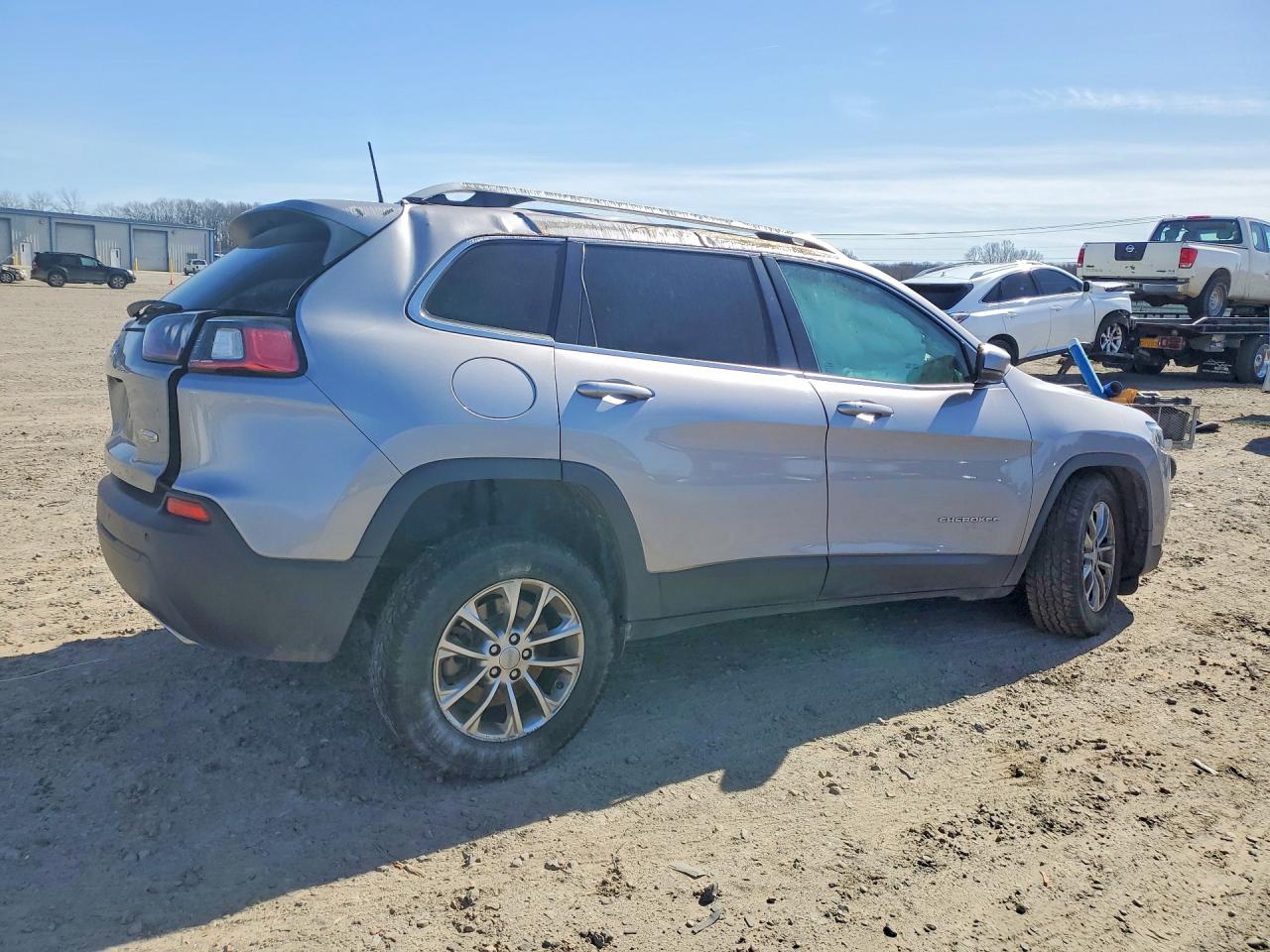 2019 JEEP CHEROKEE LATITUDE PLUS photo 3