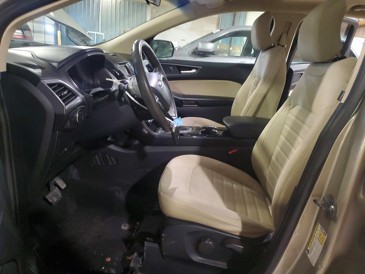 2017 FORD EDGE SE photo 7