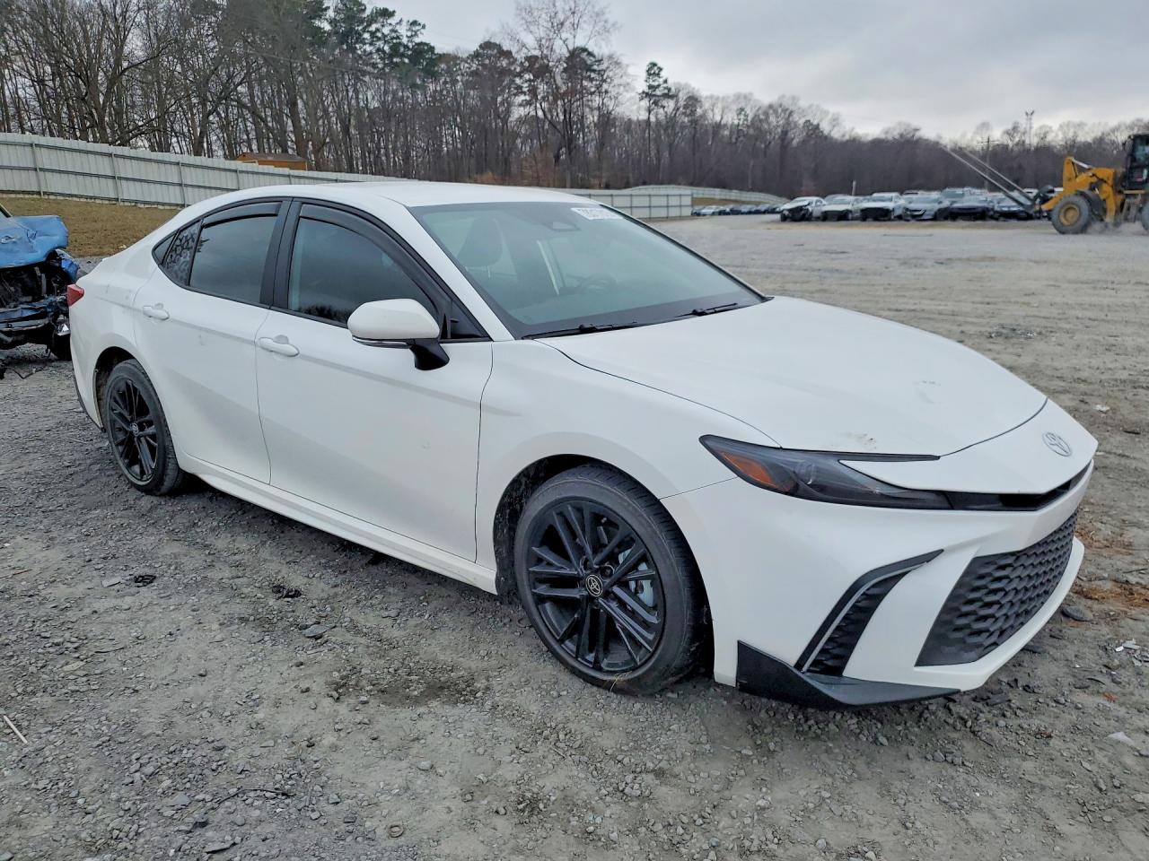2025 TOYOTA CAMRY XSE photo 4
