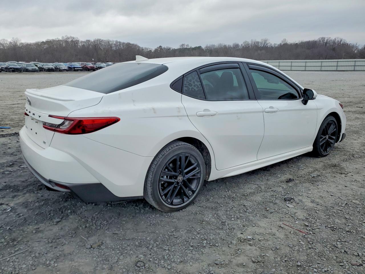 2025 TOYOTA CAMRY XSE photo 3