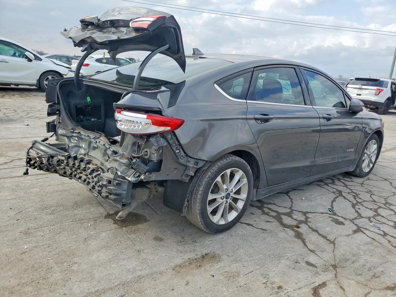 2019 FORD FUSION SE photo 5