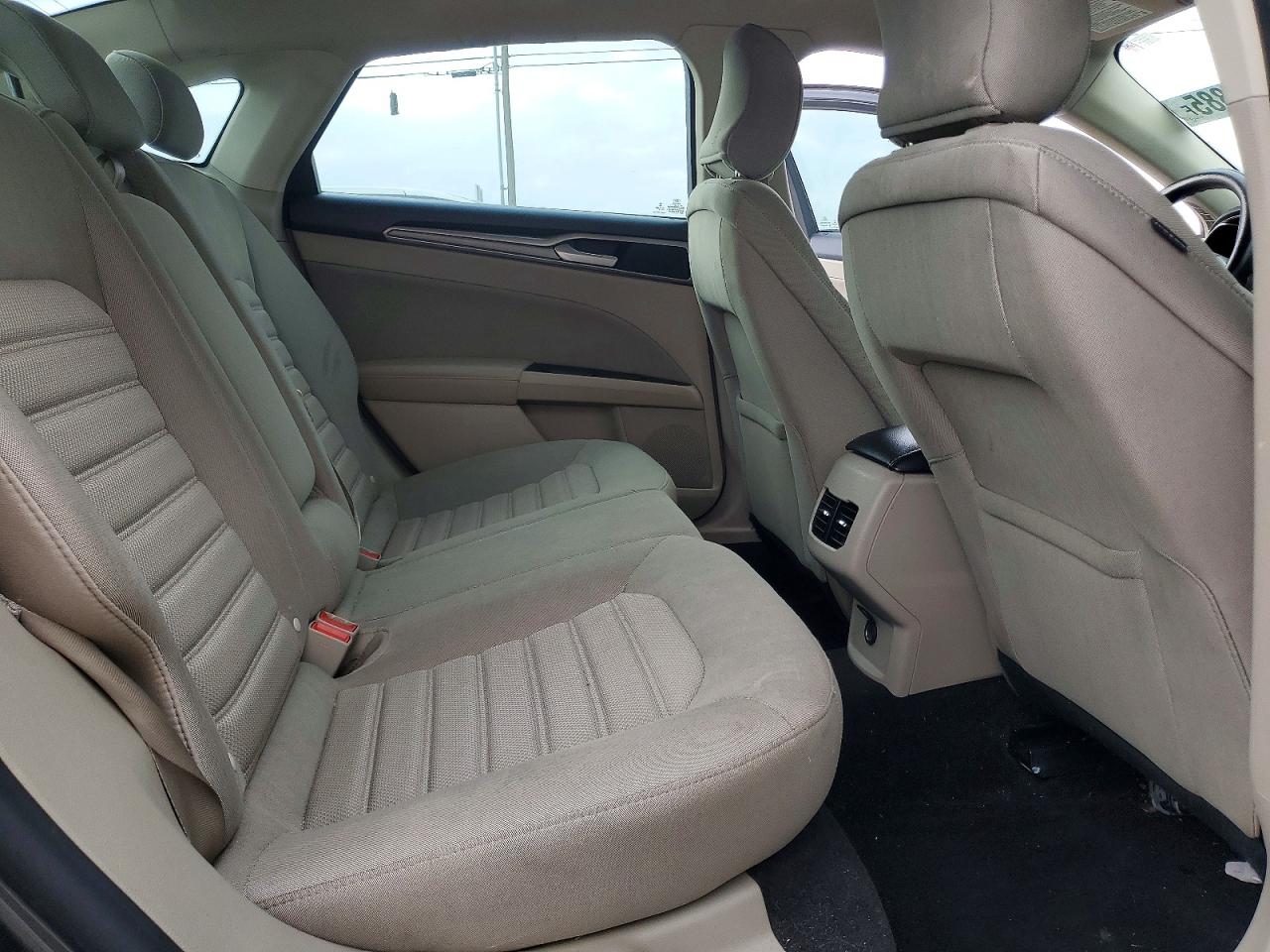 2019 FORD FUSION SE photo 19