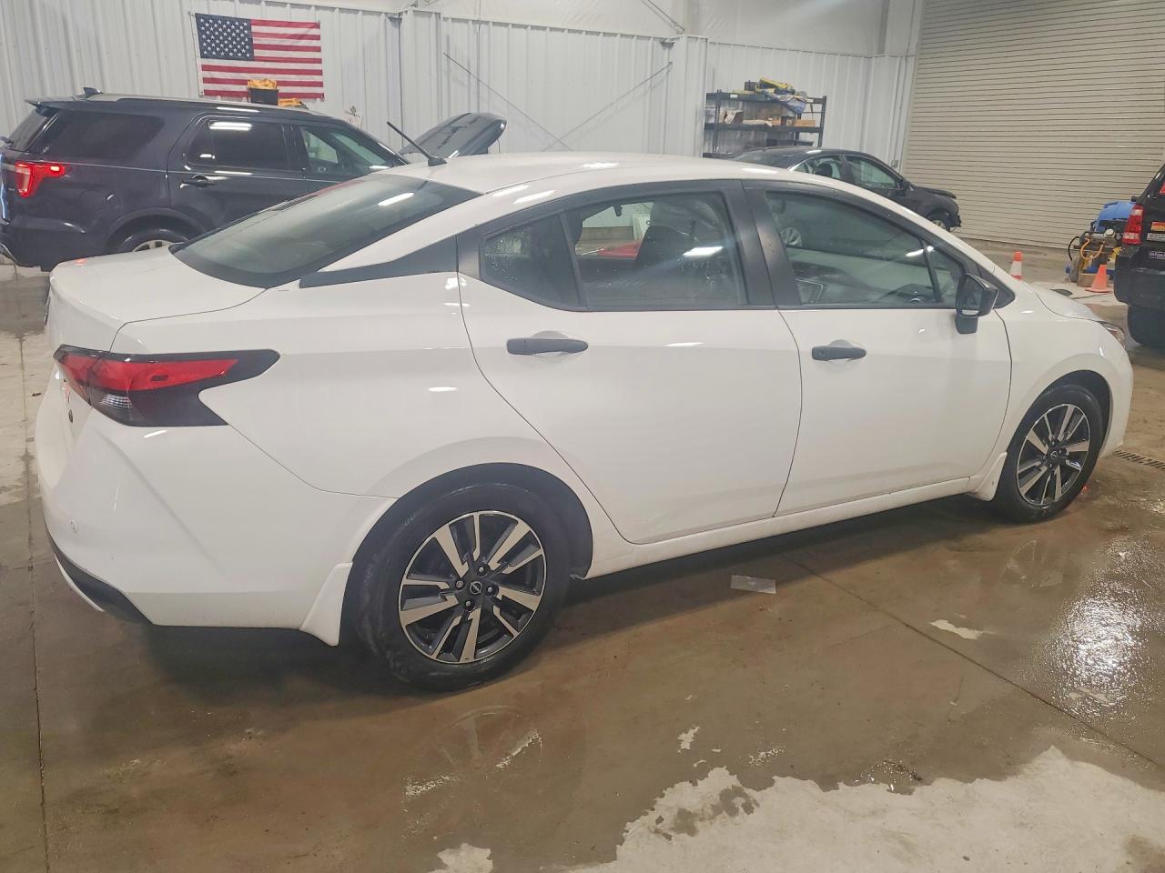 2024 NISSAN VERSA S photo 3