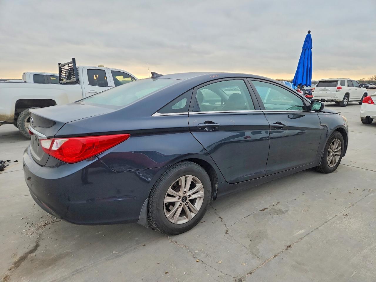 2013 HYUNDAI SONATA GLS photo 3