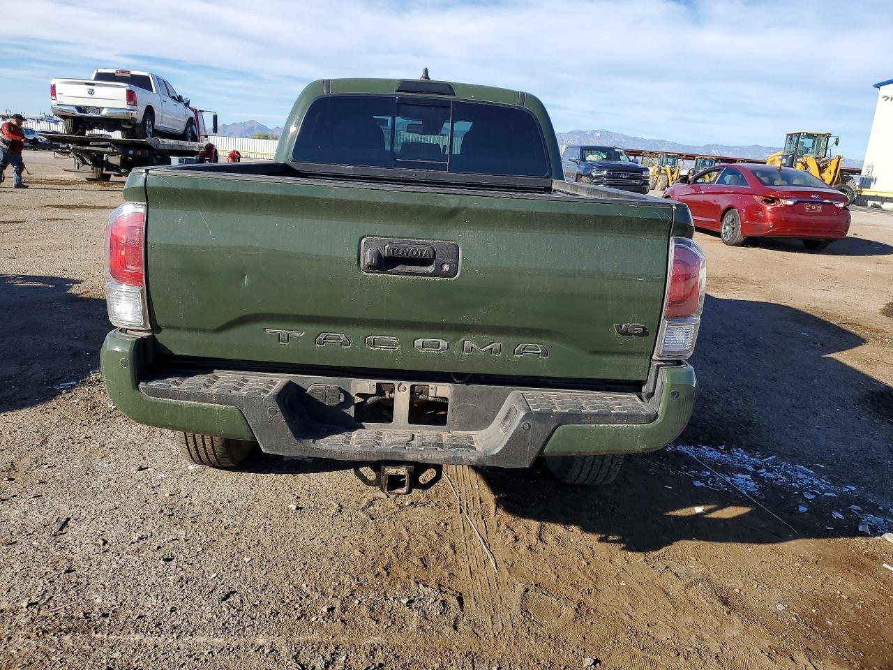2021 TOYOTA TACOMA DOUBLE CAB photo 11