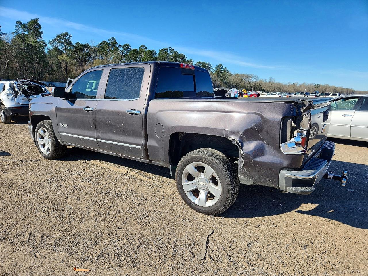 2015 CHEVROLET SILVERADO C1500 LTZ photo 2