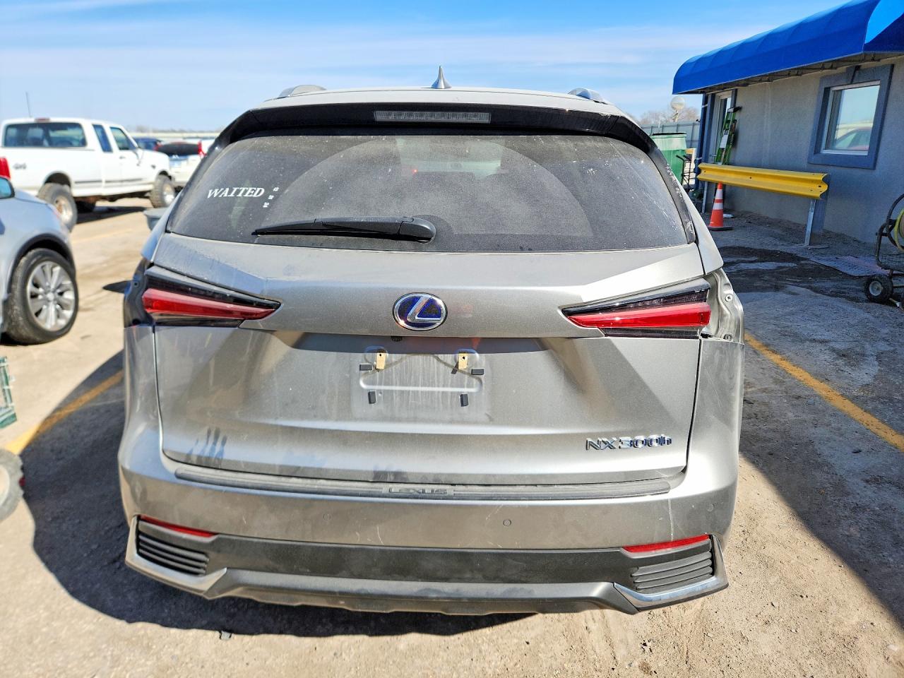 2021 LEXUS NX 300H BASE photo 6