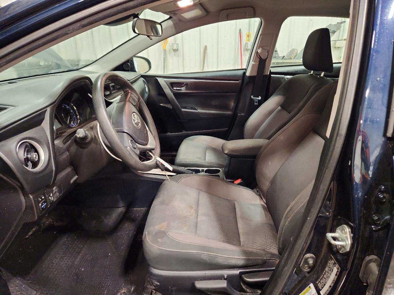 2018 TOYOTA COROLLA LE photo 7