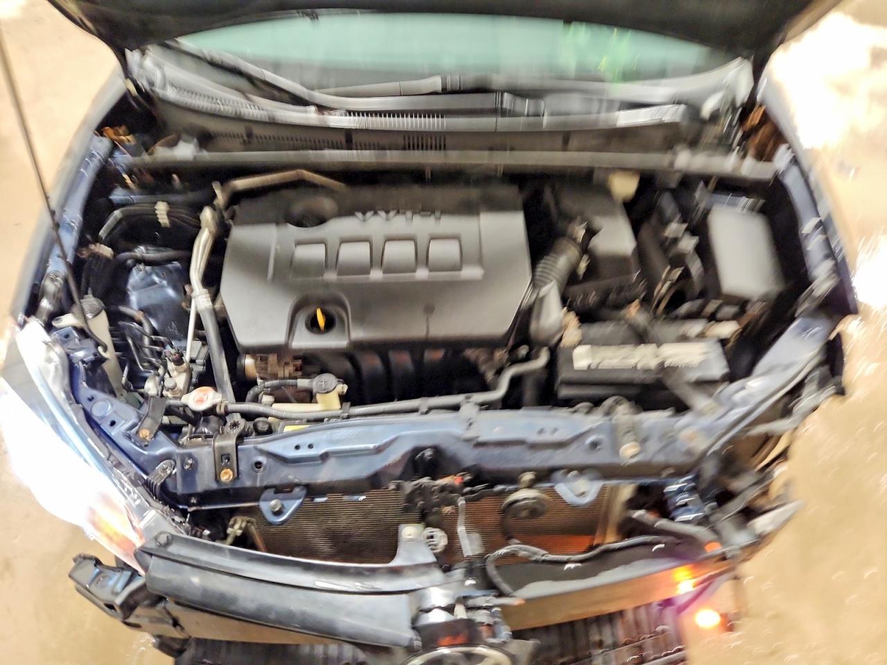 2018 TOYOTA COROLLA LE photo 11