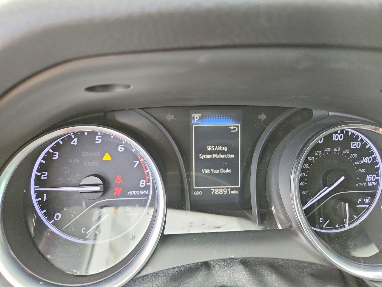 2020 TOYOTA CAMRY SE photo 9
