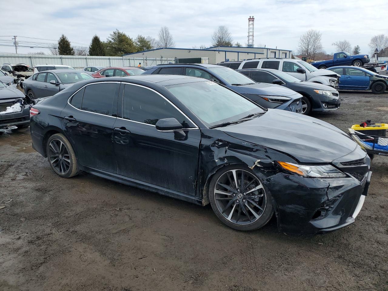 2020 TOYOTA CAMRY XSE photo 7