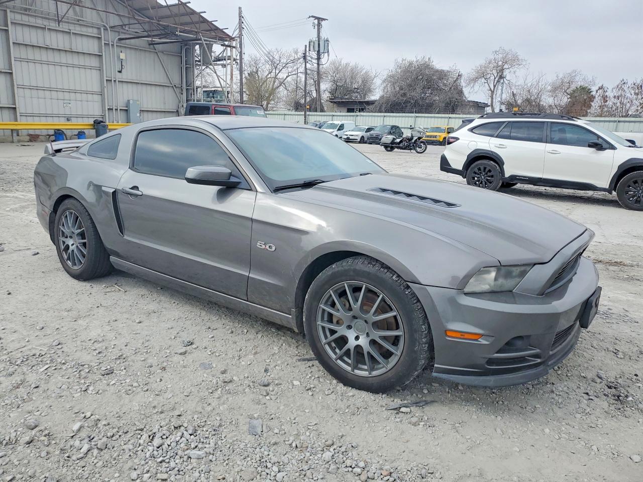 2014 FORD MUSTANG GT photo 4