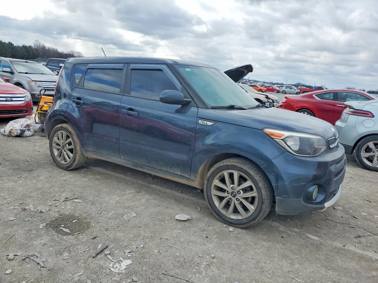2017 KIA SOUL + photo 7