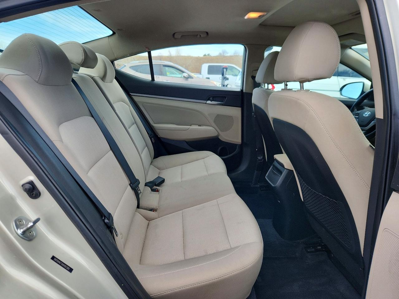 2017 HYUNDAI ELANTRA VALUE EDITION photo 10