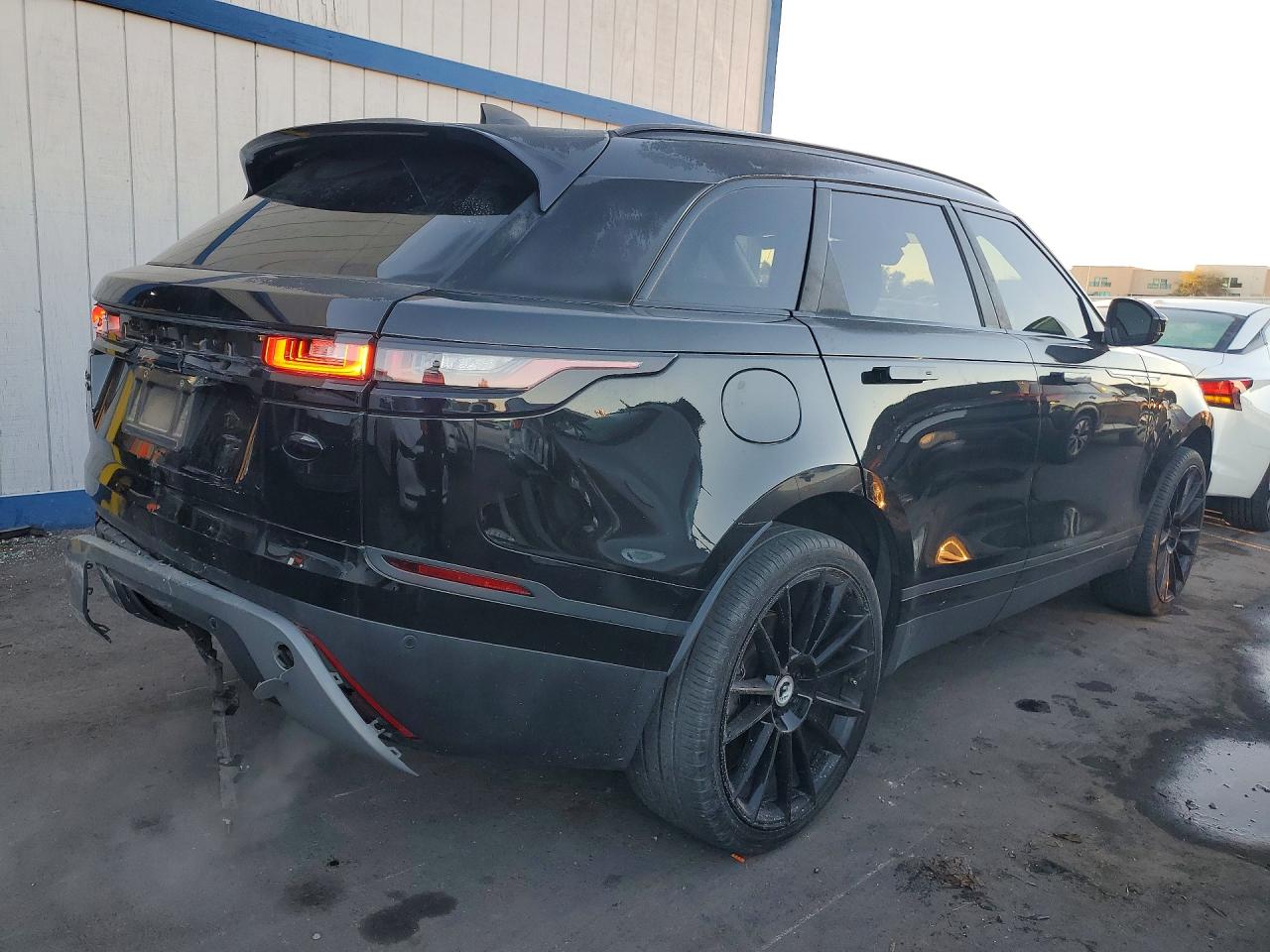 2018 LAND ROVER RANGE ROVER photo 3