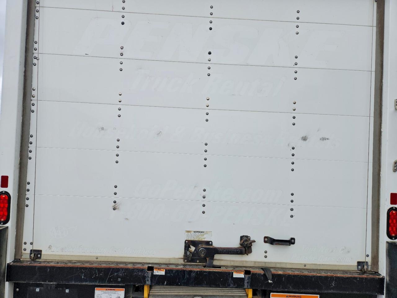 2022 GMC SAVANA BOX TRUCK photo 28