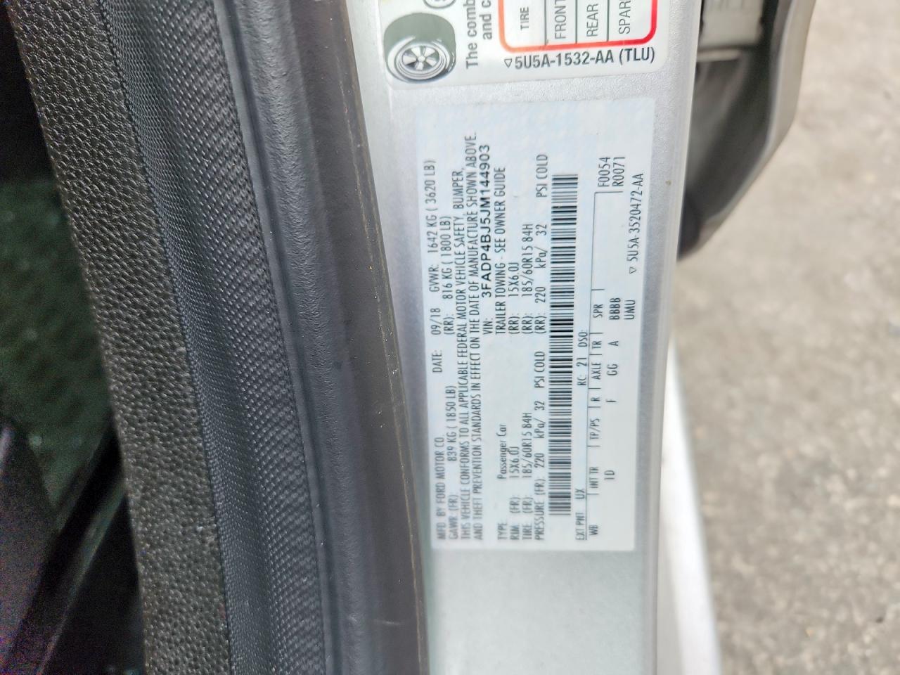 2018 FORD FIESTA SE photo 23