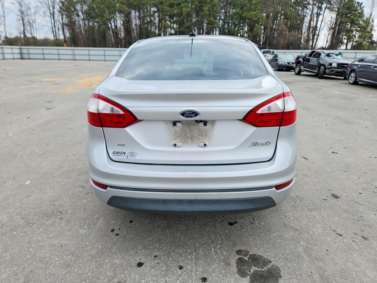 2018 FORD FIESTA SE photo 11