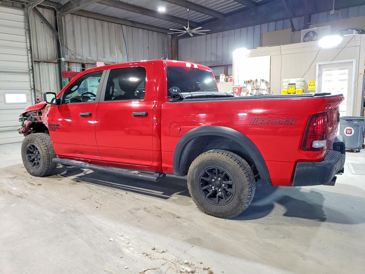2022 RAM 1500 CLASSIC SLT photo 4