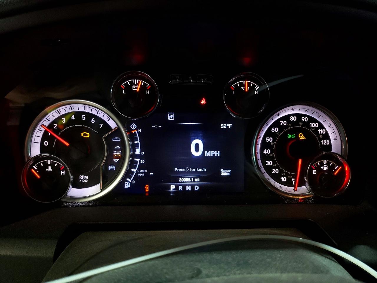 2022 RAM 1500 CLASSIC SLT photo 25