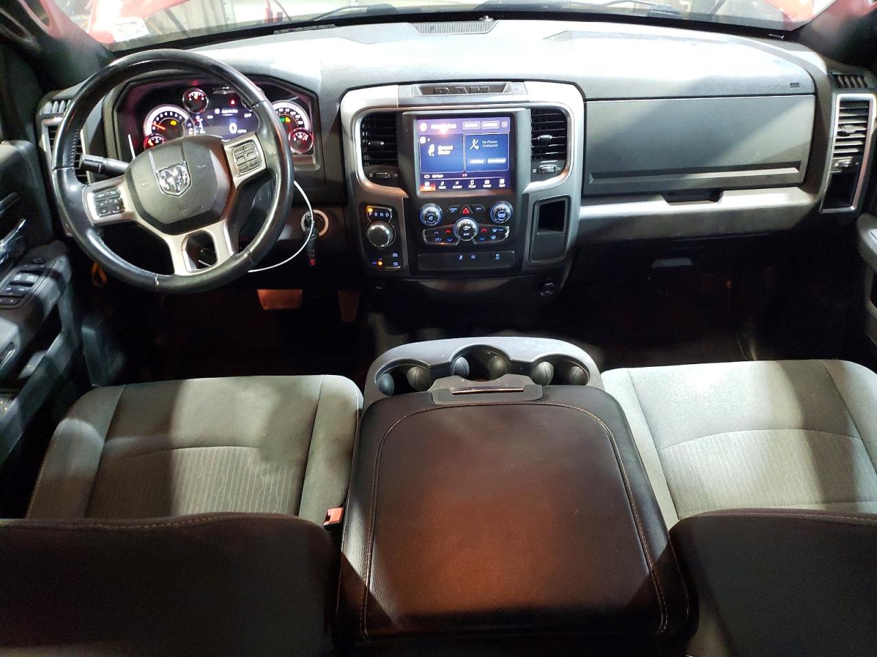 2022 RAM 1500 CLASSIC SLT photo 22