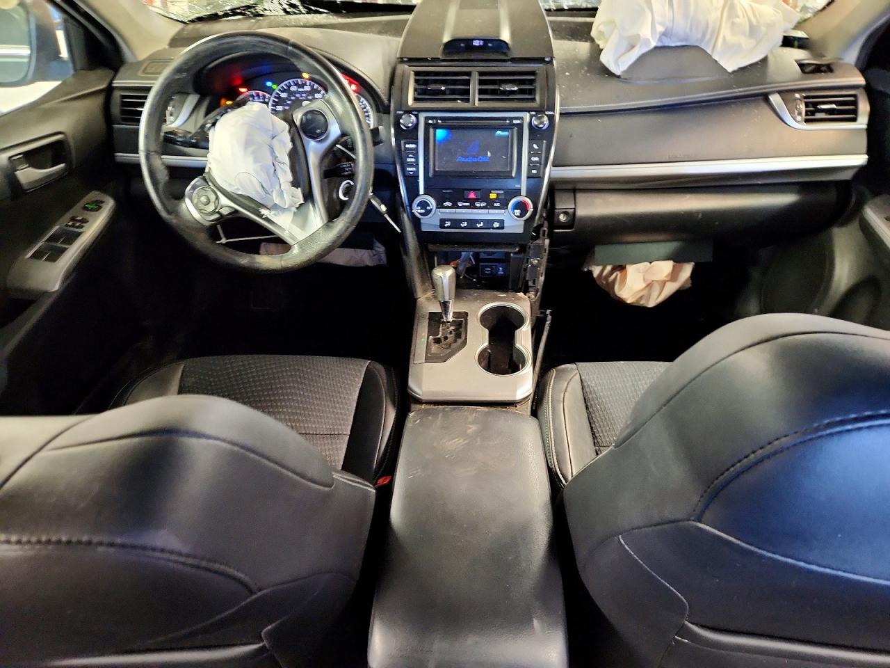 2013 TOYOTA CAMRY L photo 8