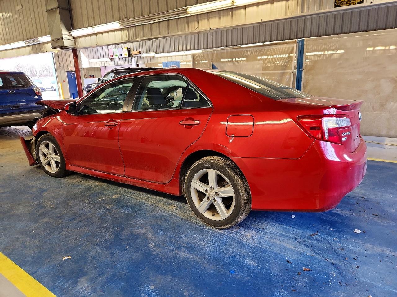 2013 TOYOTA CAMRY L photo 2