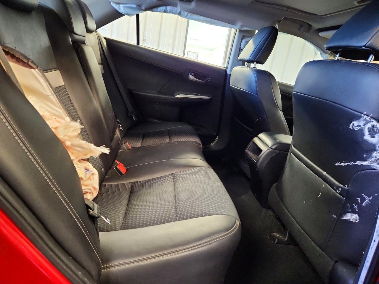 2013 TOYOTA CAMRY L photo 10