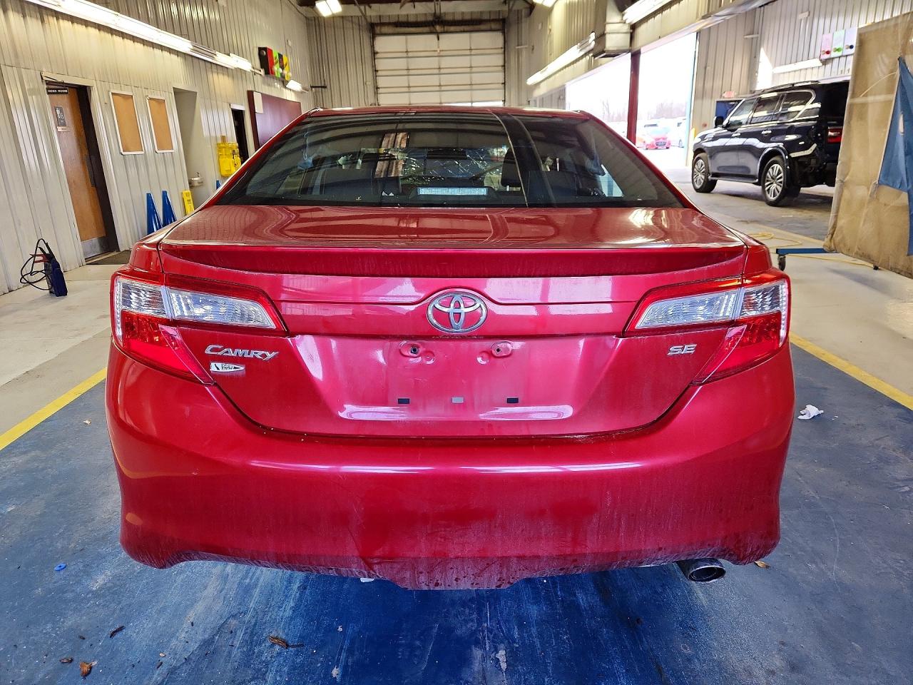 2013 TOYOTA CAMRY L photo 6