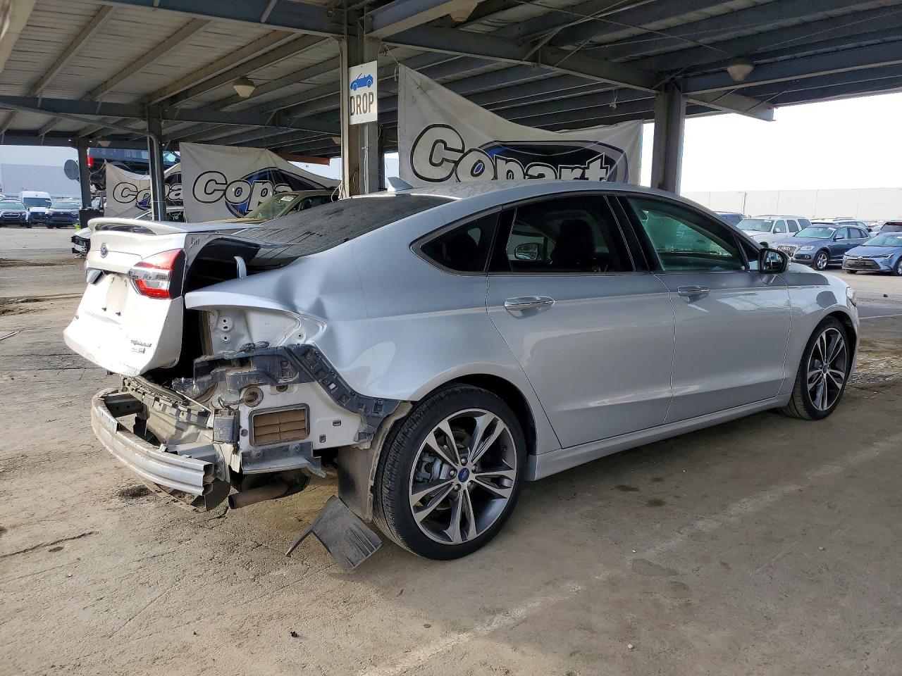 2019 FORD FUSION TITANIUM photo 3