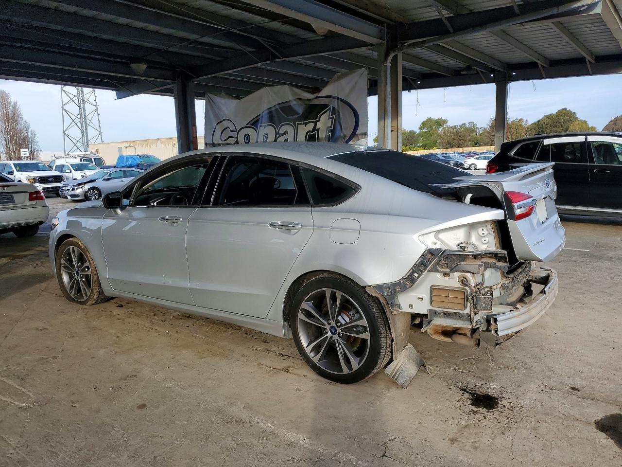 2019 FORD FUSION TITANIUM photo 2