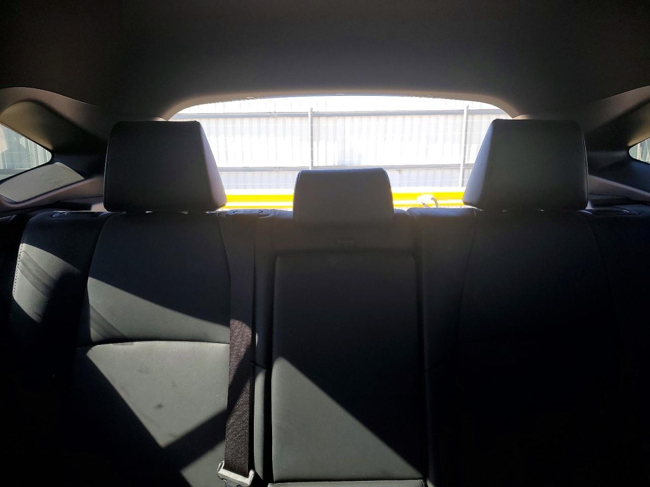 2023 TOYOTA VENZA LE photo 10