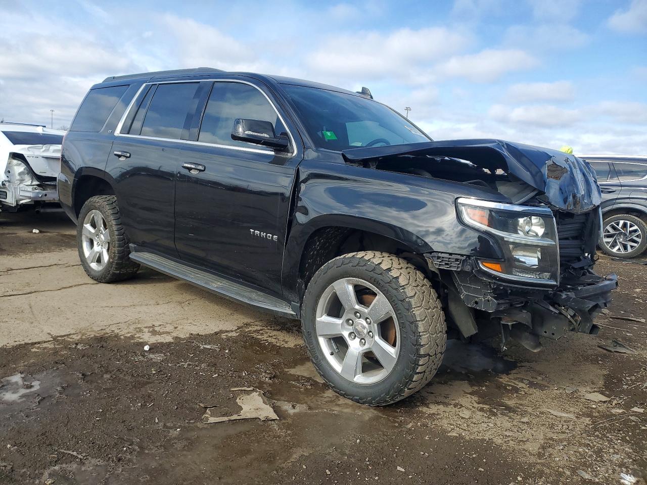 2020 CHEVROLET TAHOE K1500 LT photo 4