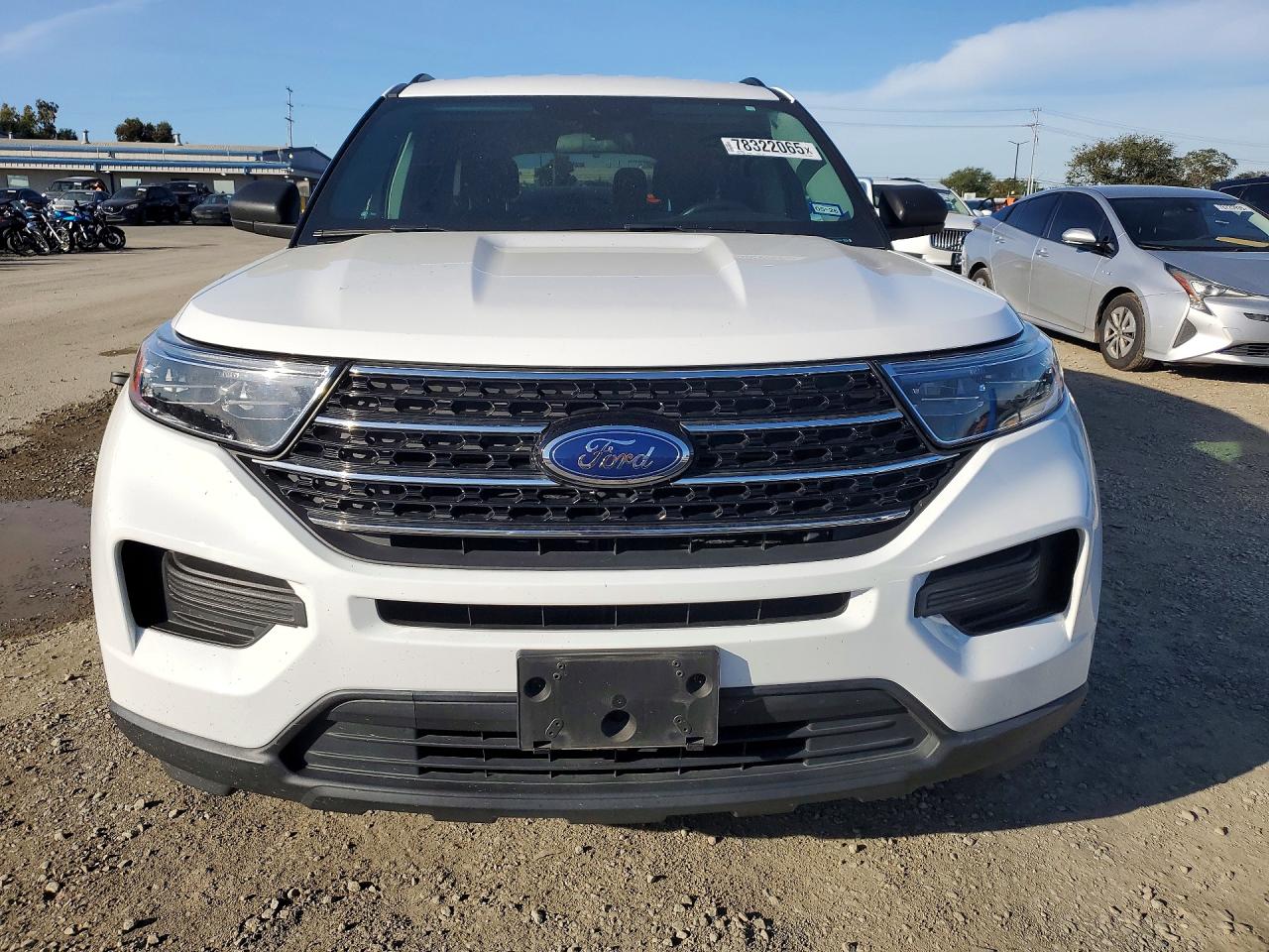 2021 FORD EXPLORER XLT photo 9