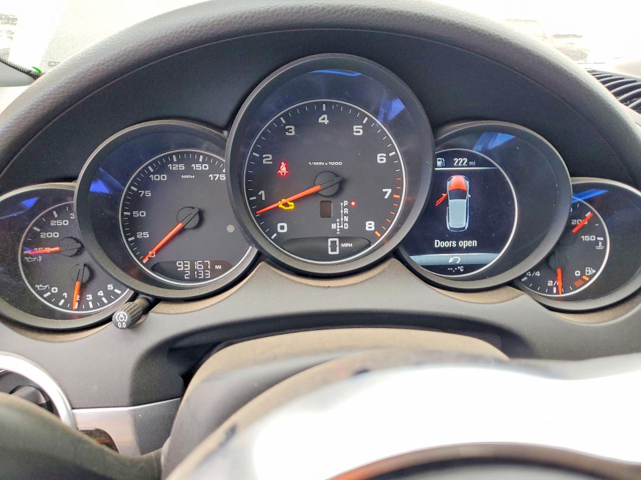 2016 PORSCHE CAYENNE photo 17
