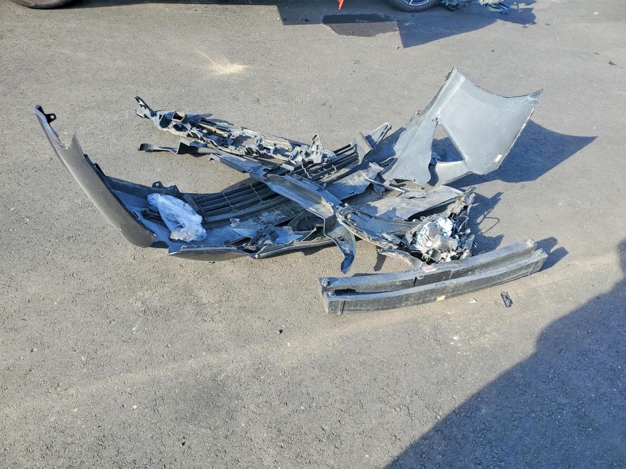 2016 TOYOTA PRIUS photo 12