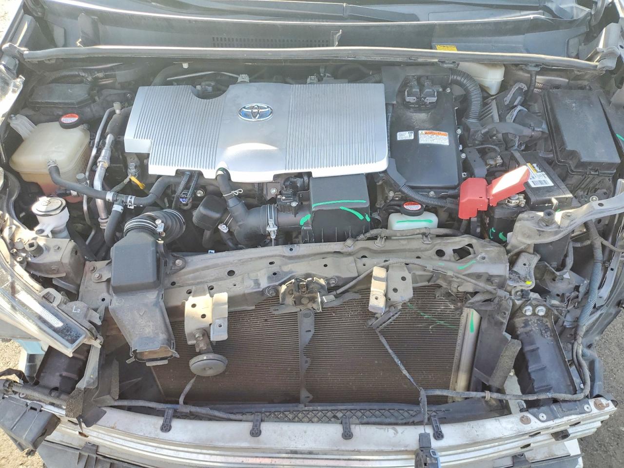2016 TOYOTA PRIUS photo 11