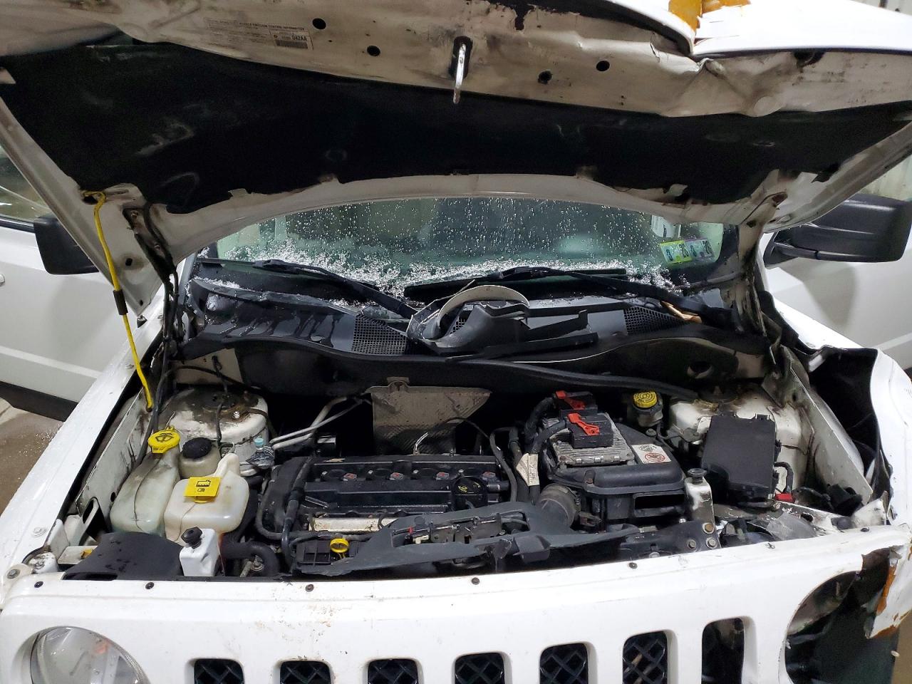 2014 JEEP PATRIOT LATITUDE photo 23