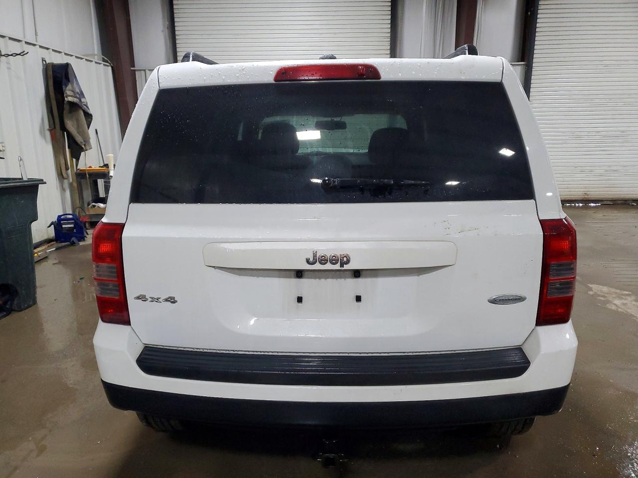 2014 JEEP PATRIOT LATITUDE photo 11