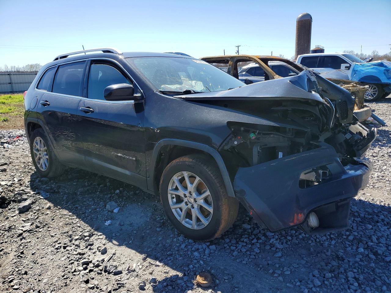 2018 JEEP CHEROKEE LATITUDE photo 4