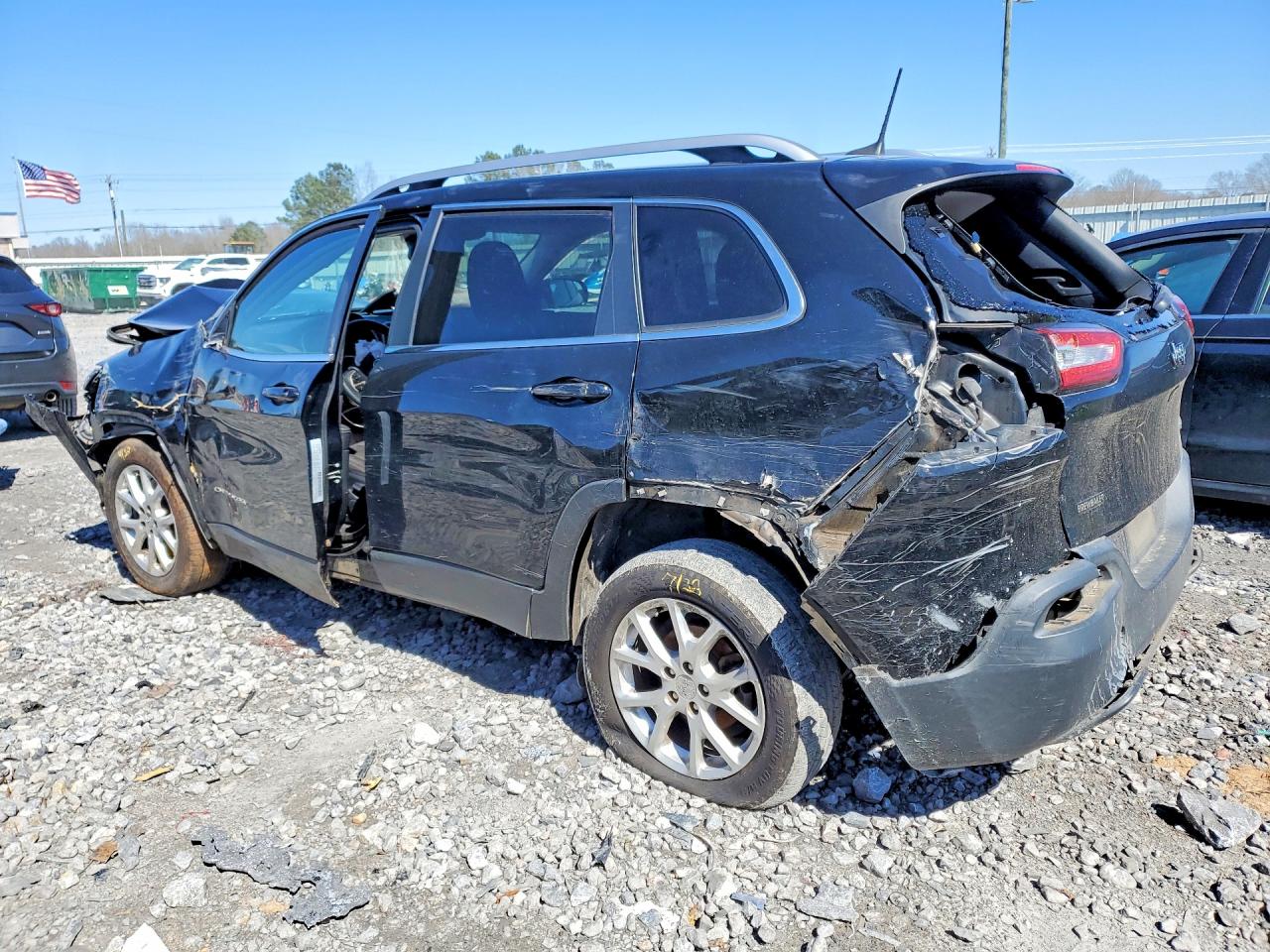2018 JEEP CHEROKEE LATITUDE photo 2