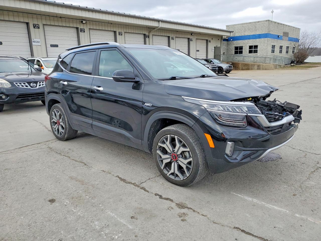 2023 KIA SELTOS SX photo 7
